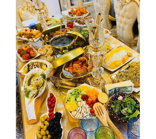 عکس سفره آرایی میز شام