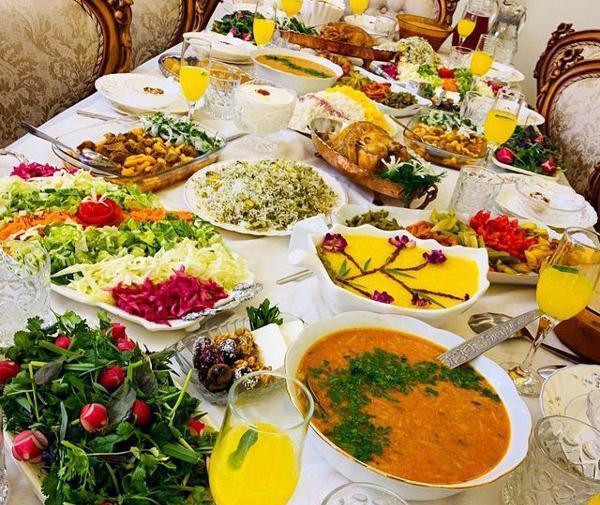 عکس سفره آرایی میز شام