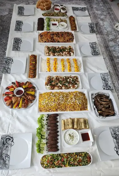 عکس سفره ارایی شام