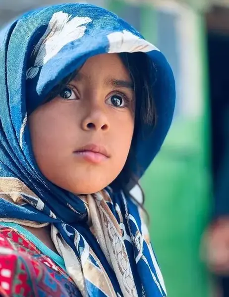 عکس یک دختر روستایی