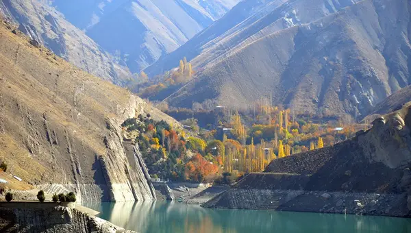 عکس از روستای واریان