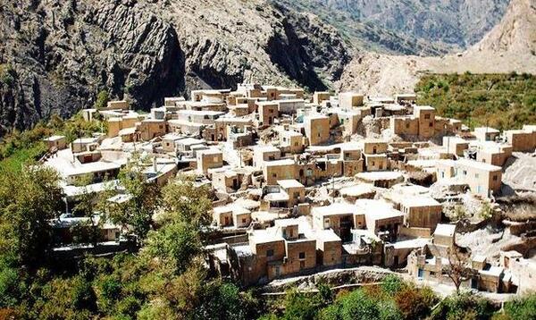 عکس نقاشی روستا ساده