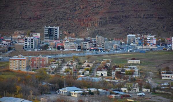 عکس هوایی شهر ماکو