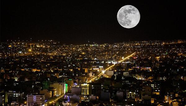 عکس شهر همدان در شب