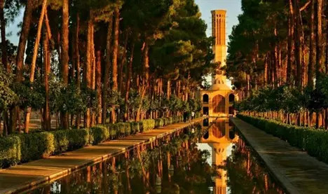 عکس شهر یزد در شب