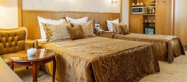 عکس اتاق دبل لاکچری هتل قصر طلایی