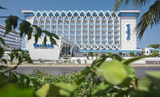 عکس هتل گرانادا لاکچری بلک تور