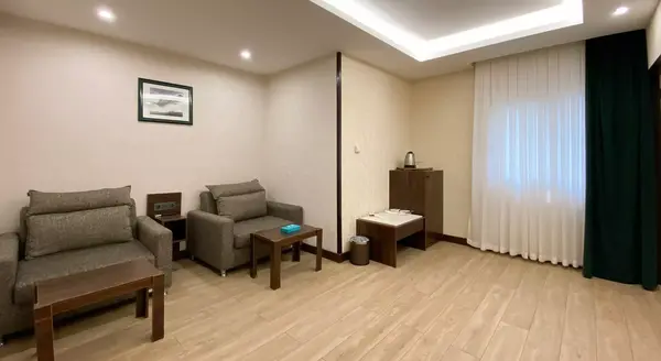 عکس هتل عالی قاپو اصفهان نظرات