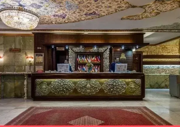 عکس هتل عالی قاپو اصفهان قیمت
