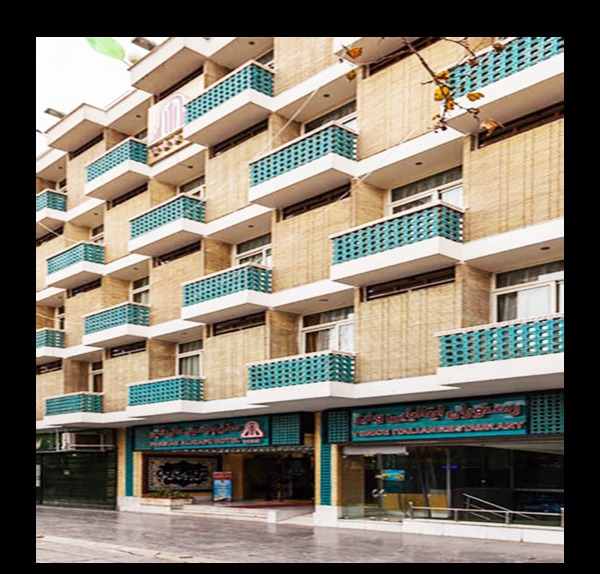عکس هتل عالی قاپو اصفهان قیمت
