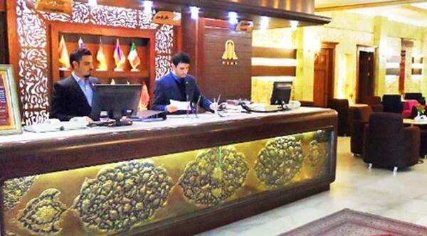 عکس هتل عالی قاپو اصفهان قیمت