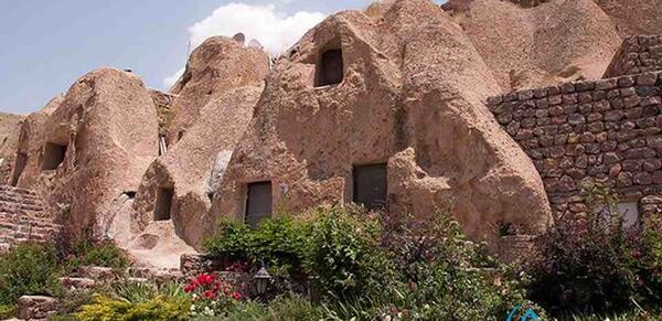 هتل صخره ای کندوان تبریز عکس