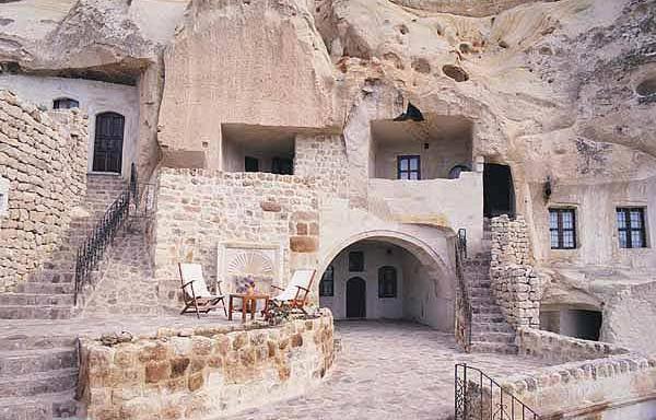 هتل صخره ای کندوان تبریز عکس