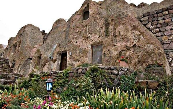 عکس قیمت هتل صخره ای کندوان تبریز