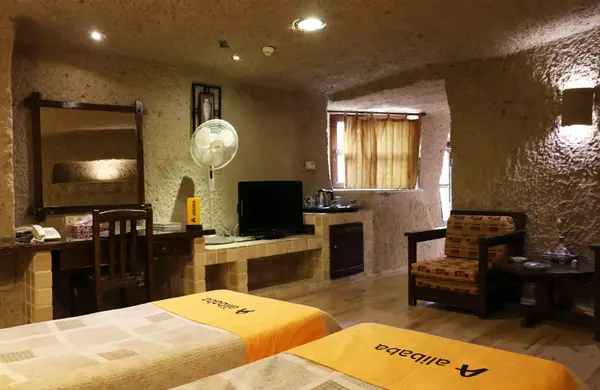 عکس رزرو هتل صخره ای کندوان تبریز