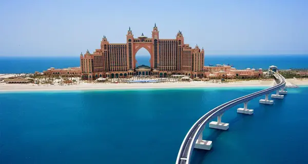 عکس هتل زیر آب در دبی