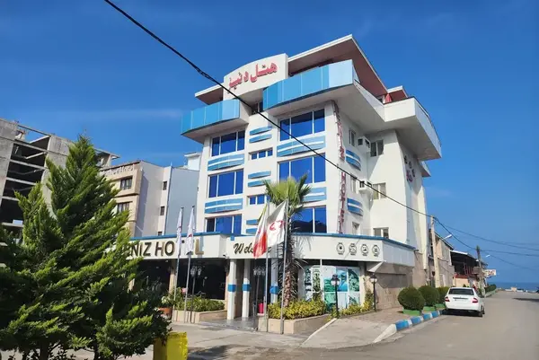 عکس هتل نرگس زیباکنار