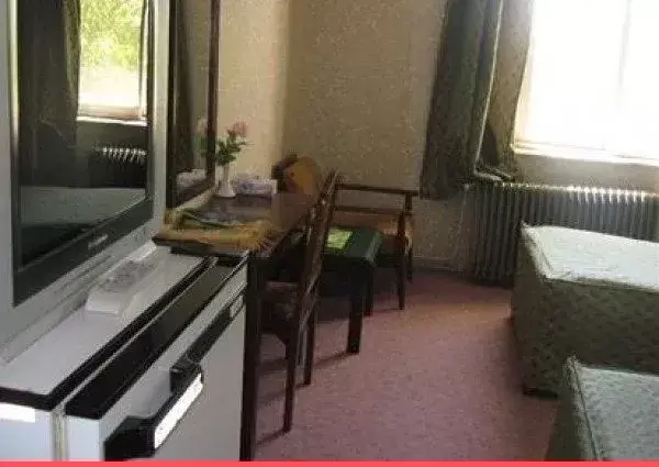 عکس هتل چادگان بانک ملی