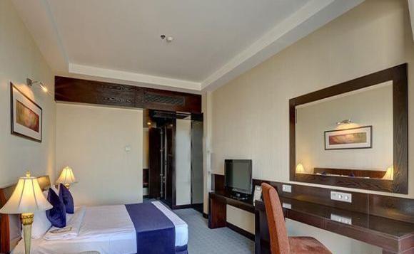عکس داخل هتل چمران شیراز