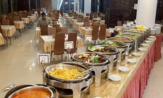 صبحانه عکس هتل پارمیدا کیش