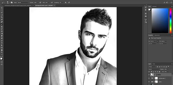 تبدیل عکس به نقاشی طراحی شده با مداد