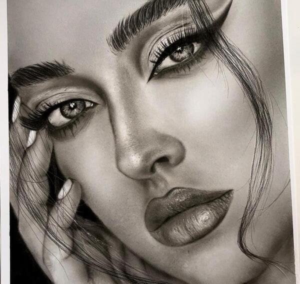 عکس چهره برای نقاشی سیاه قلم