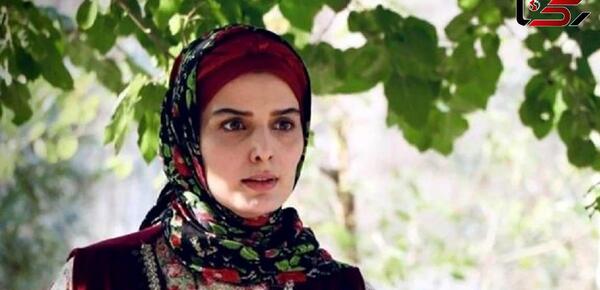عکس بازیگران سریال ارام میگیریم
