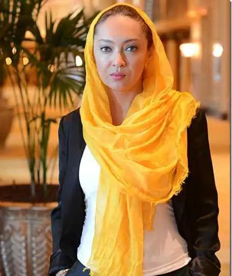 بازیگر همسرش عکس نیکی کریمی در استخر