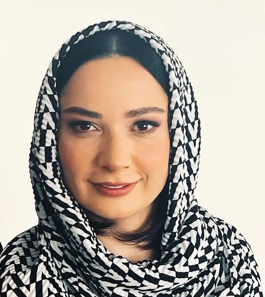 عکس بازیگر نقش فهیمه در پایتخت