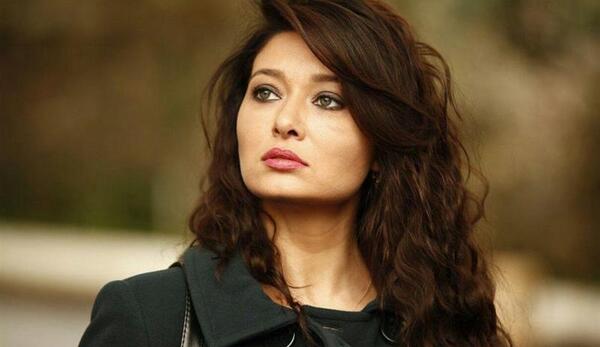 عکس بازیگر زن ترکیه ای