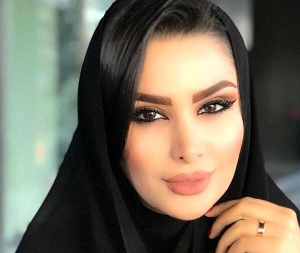 عکس دنیا جهانبخت در ایران قبل از عمل