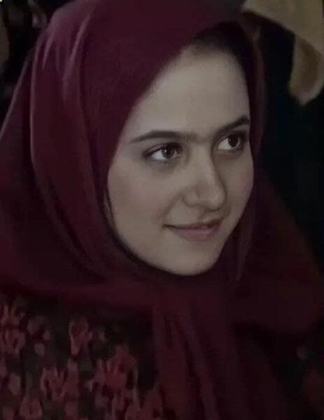 عکس های الناز حبیبی قبل از عمل بینی