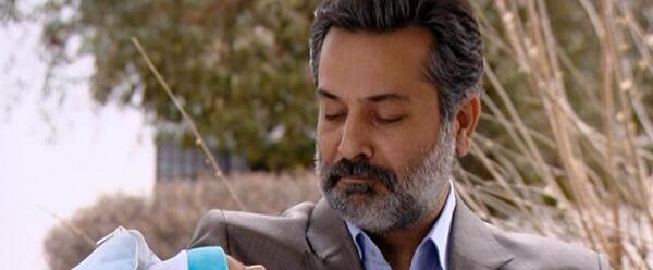 عکس واقعی طاها در سریال آوای باران