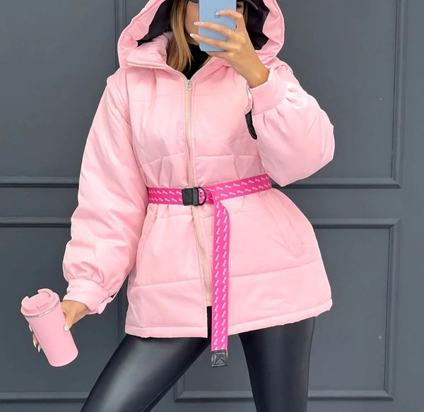 عکس واقعی کاپشن صورتی