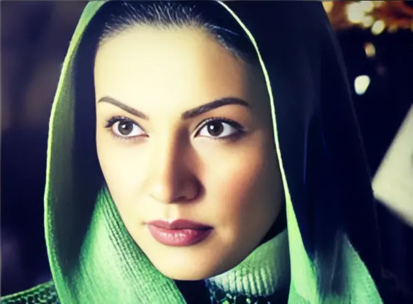 عکس واقعی ستاره در فیلم مسافران