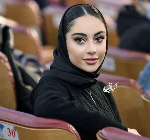 عکس واقعی مادر پیشونی سفید