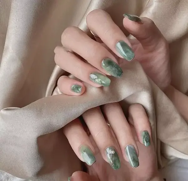 عکس طرح ناخن انیمه ای