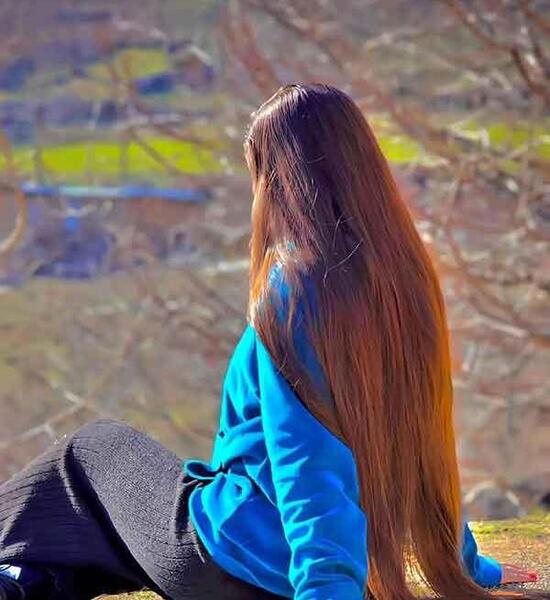 عکس پروفایل دختر در حال رفتن