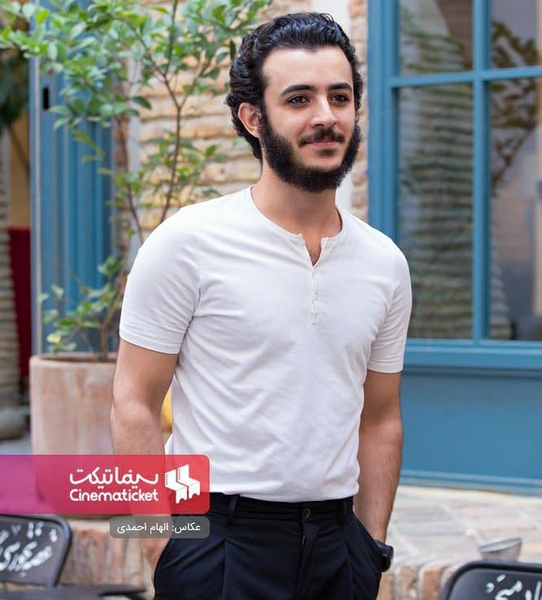 بازیگران فیلم شنای پروانه با عکس