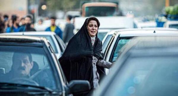 عکس هاشم در فیلم شنای پروانه