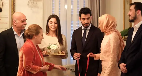 عکس شعله فیلم شربت زغال اخته