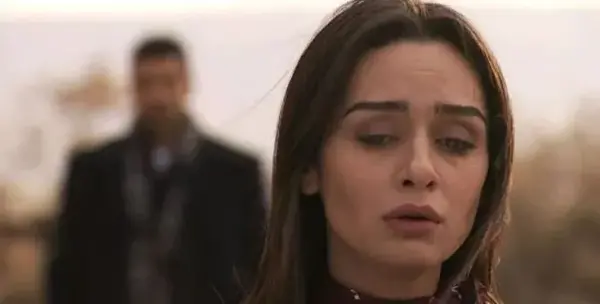 عکس آصلی در فیلم عشق سیاه و سفید