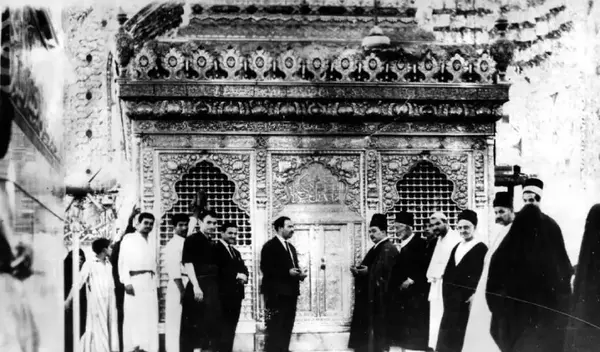 عکس داخل قبر حضرت ابوالفضل