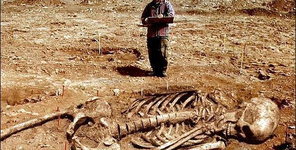 عکس اسکلت زنده واقعی
