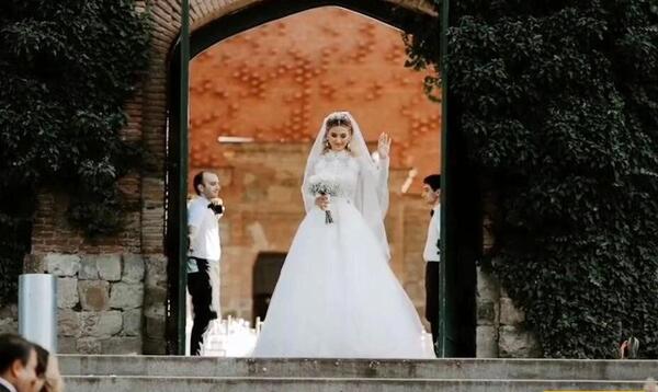 عکس لباس عروس مینا مختاری