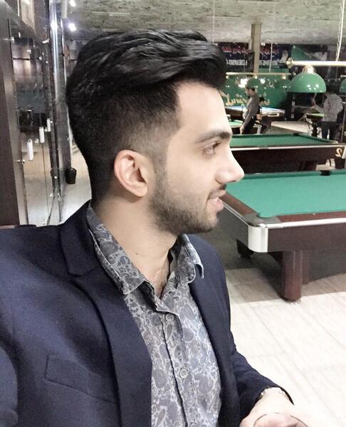 عکس خواننده پویان مختاری