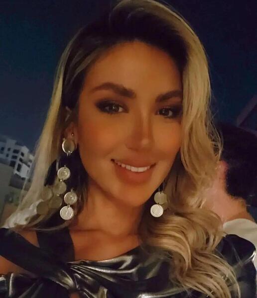 عکس مینا مختاری همسر بهرام رادان