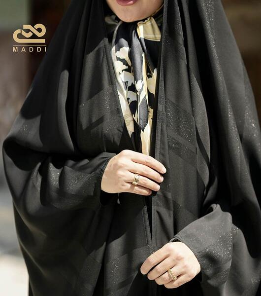 عکس پارچه چادر مشکی ساده