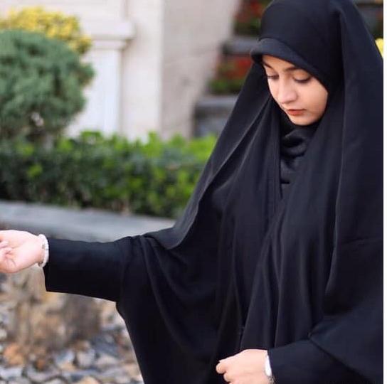 عکس پارچه چادر مشکی ساده