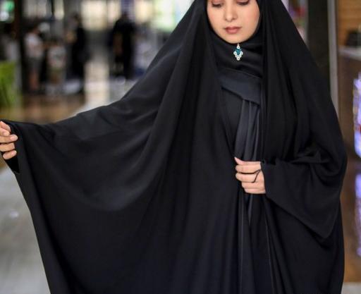 عکس پارچه چادر مشکی ساده